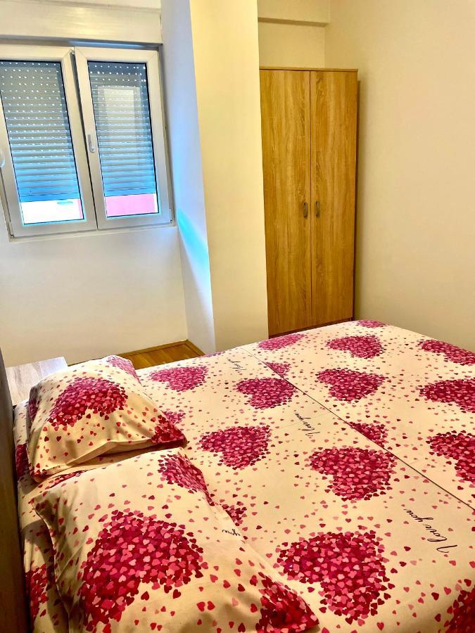 Naki Apartmani Podgorica Ngoại thất bức ảnh