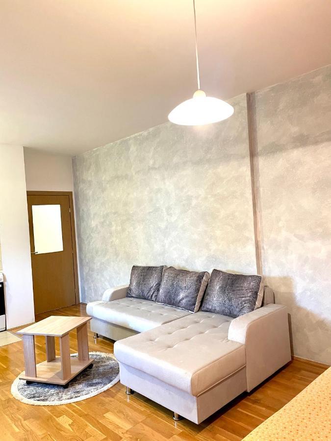 Naki Apartmani Podgorica Ngoại thất bức ảnh