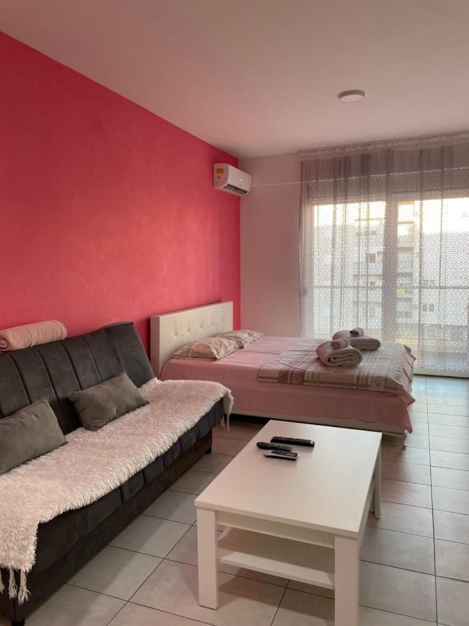 Naki Apartmani Podgorica Ngoại thất bức ảnh